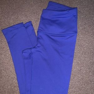 90 degree leggings! SOLD on ♍️